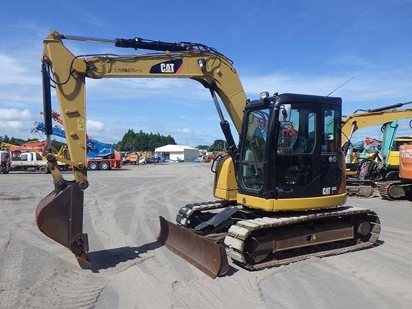 CAT Excavators JMX10742
