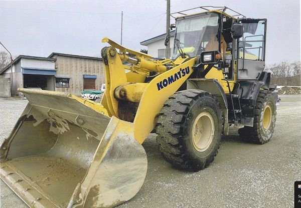 KOMATSU WA320-8