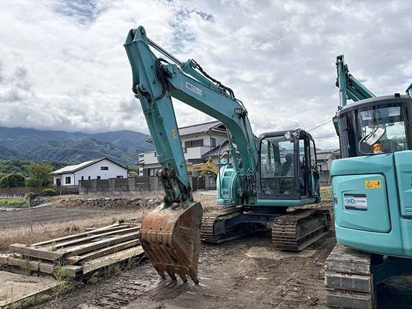 KOBELCO SK125SR