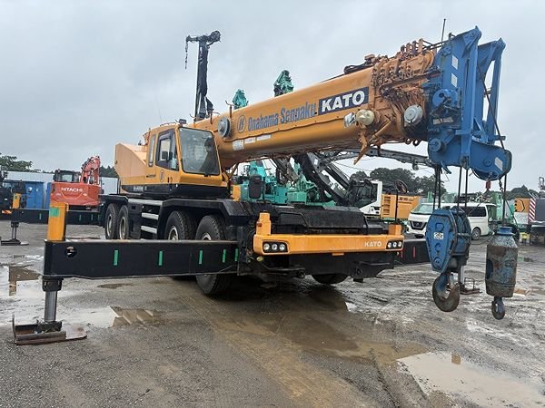 KATO Rough Terrain Cranes JMX11677