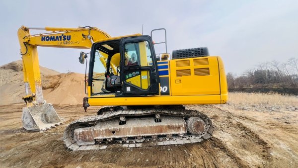 KOMATSU Excavators JMX8970