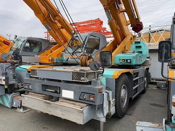 TADANO Rough Terrain Cranes JMX9584