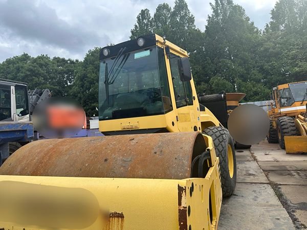 KOBELCO ROLLERS JMX9784